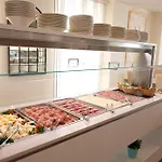 Astoria 4*