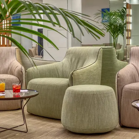 מלון Astoria קאורלה